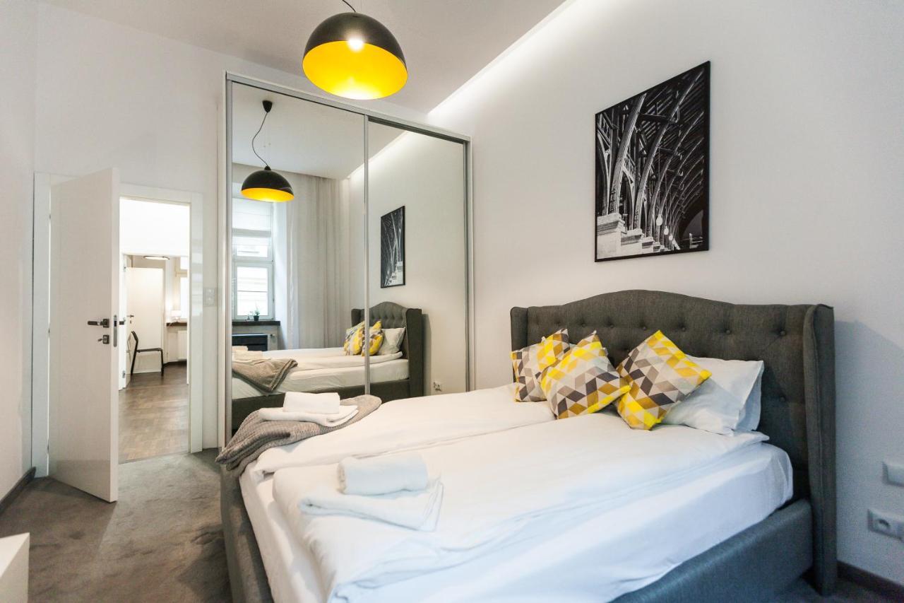 Vintage Tomasza Apartment Краков Экстерьер фото